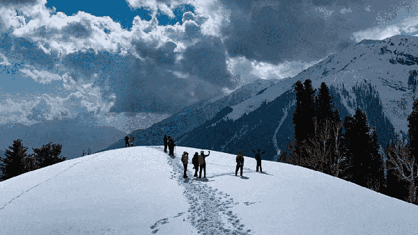 Marchoi Winter Trek Kashmir