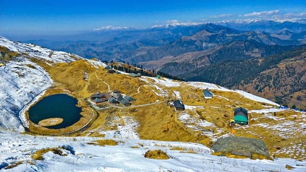 Parashar Lake Trek photo 3